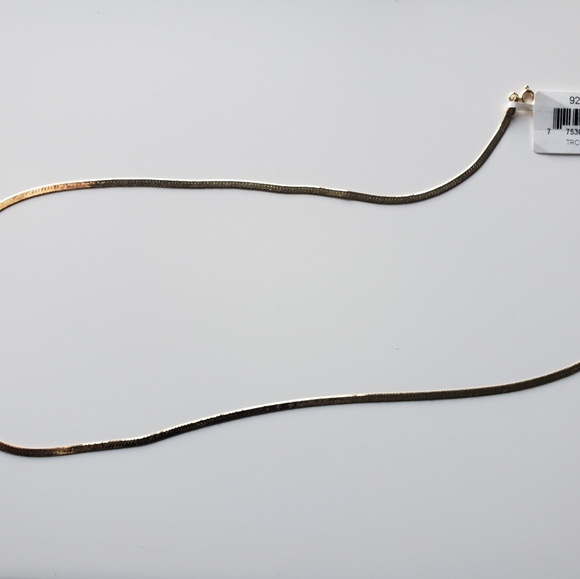 10k Italian gold herringbone necklace new - Picture 3 of 6